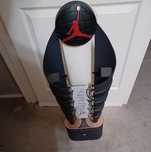 Air jordan shoe stand - Picture 7 of 7